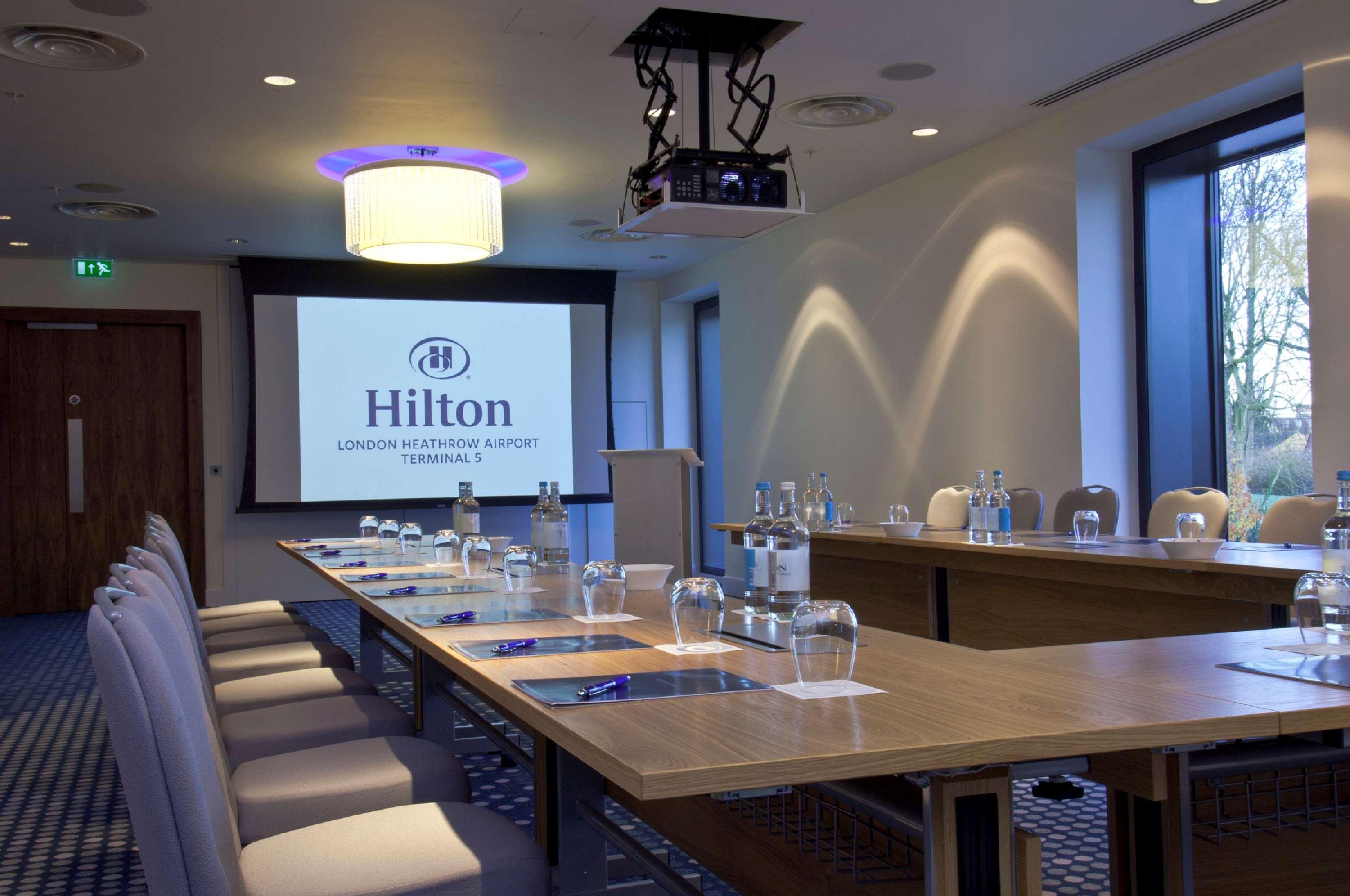 Hilton London Heathrow Airport Terminal 5 Hotel Hillingdon Facilities photo